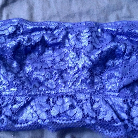 Bra - Picture 1 of 2